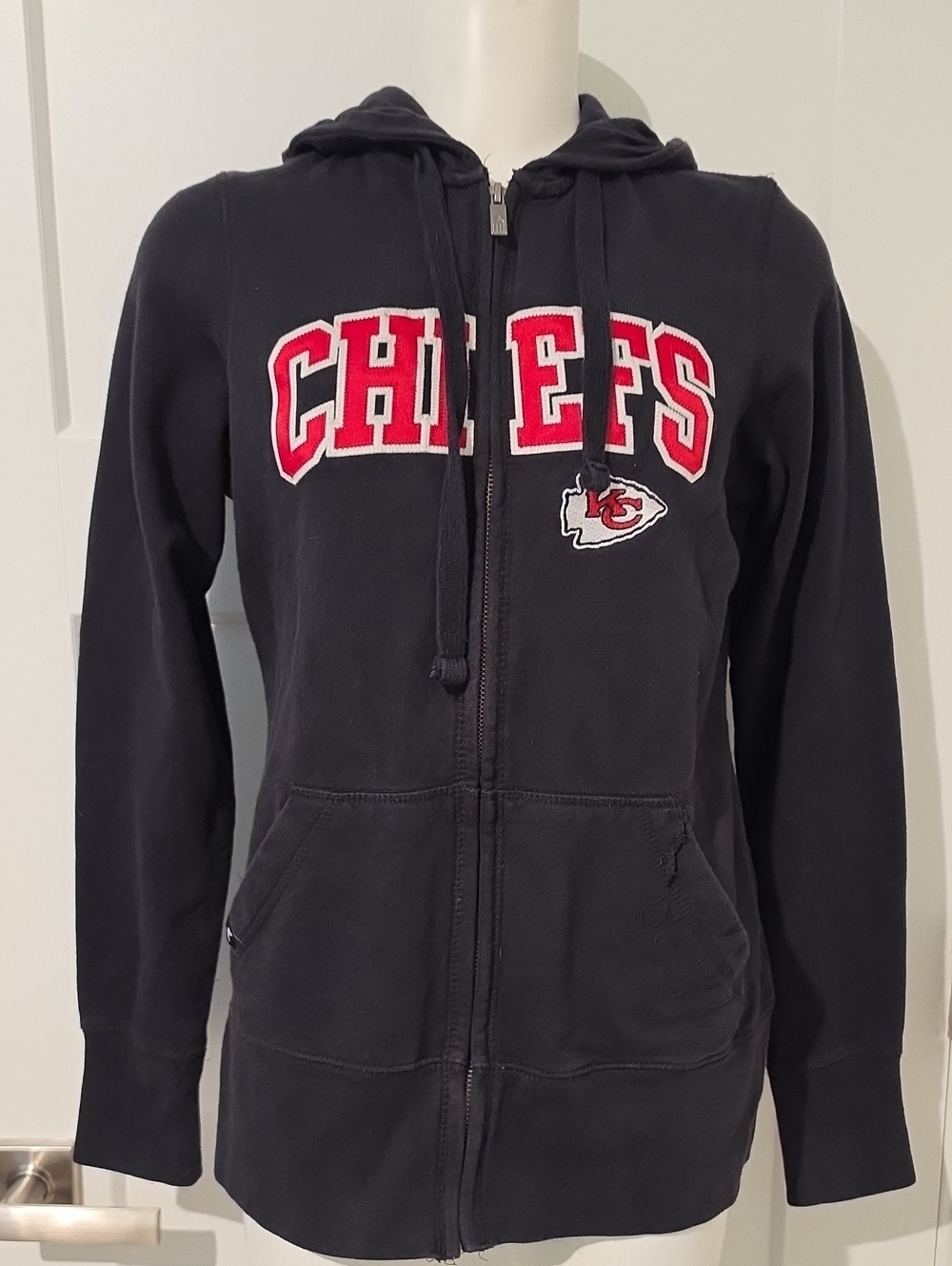 Antigua Kansas City Chiefs Black Zip-Up Hoodie Jacket
